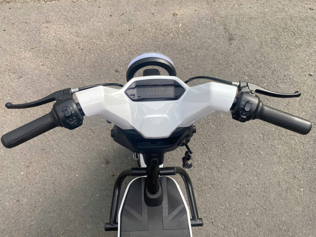 Trang bị tiện ích và công nghệ hiện đại