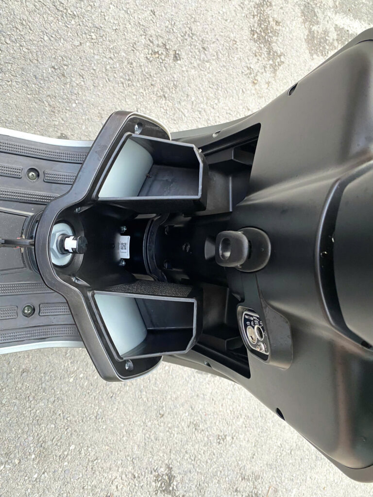 Giá bán và chế độ bảo hành