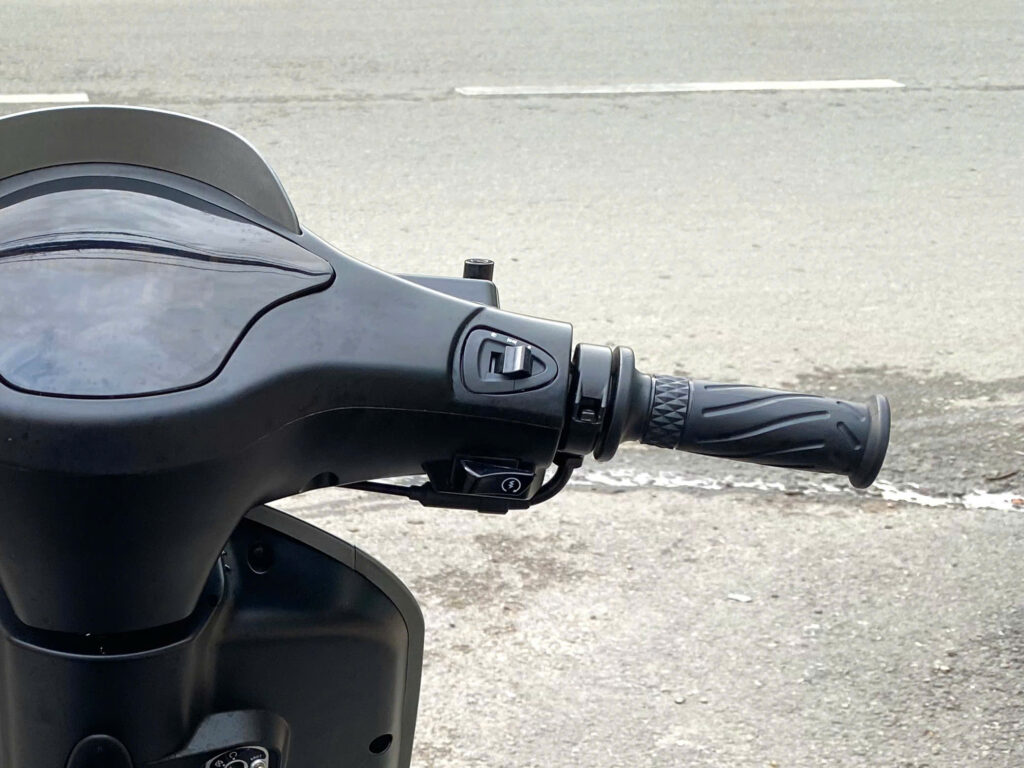 Công nghệ chiếu sáng và ống xả thân thiện môi trường