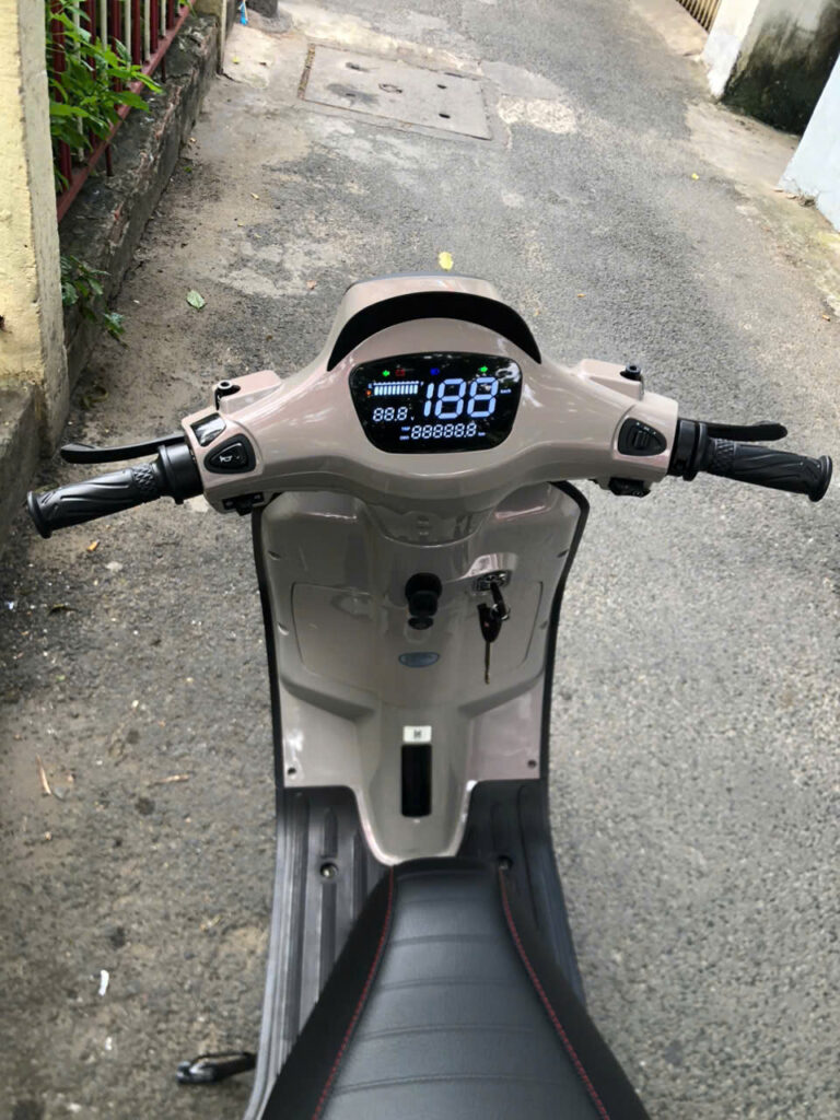 Đồng hồ điện tử hiện đại