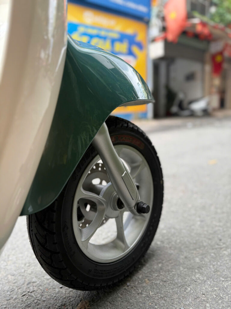 Hệ thống giảm xóc thủy lực đôi