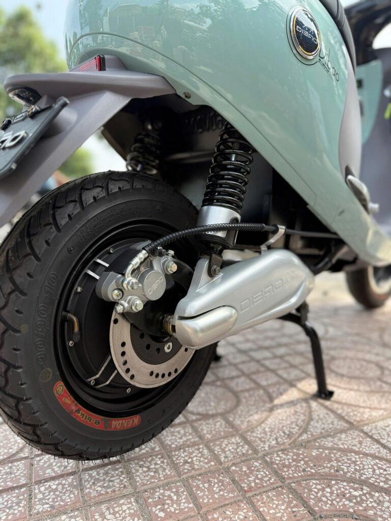 thân xe mang lại cảm giác chắc chắn