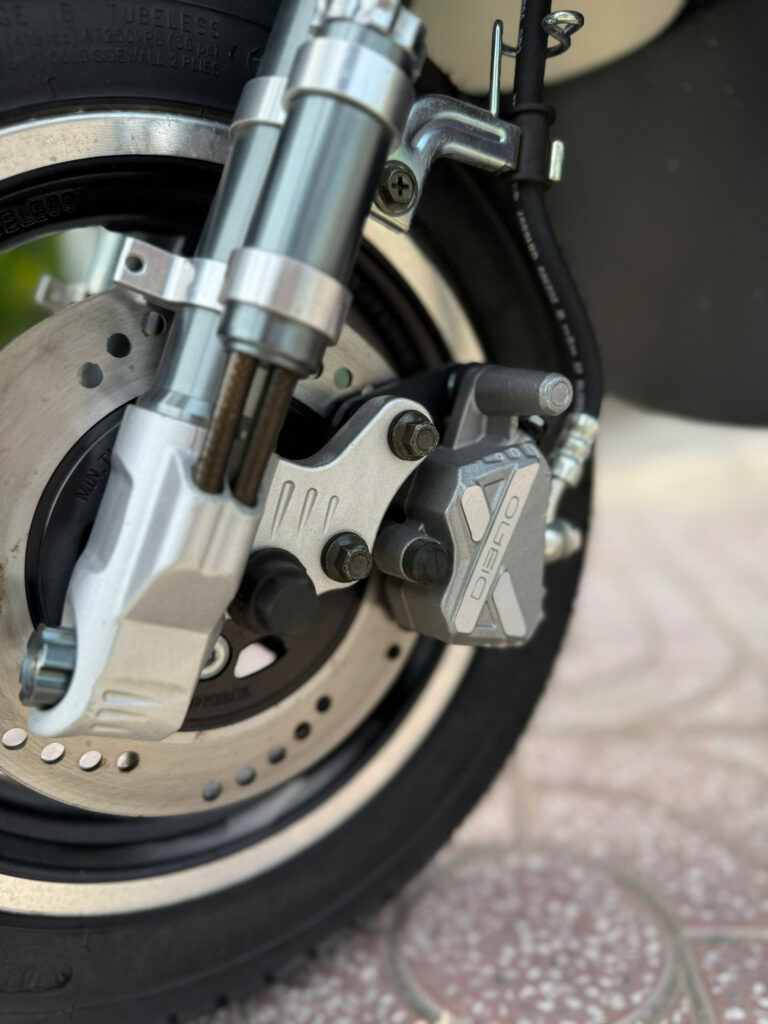 Tiện nghi xe Dibao Gogo S5 đúng với nhu cầu sử dụng hằng ngày