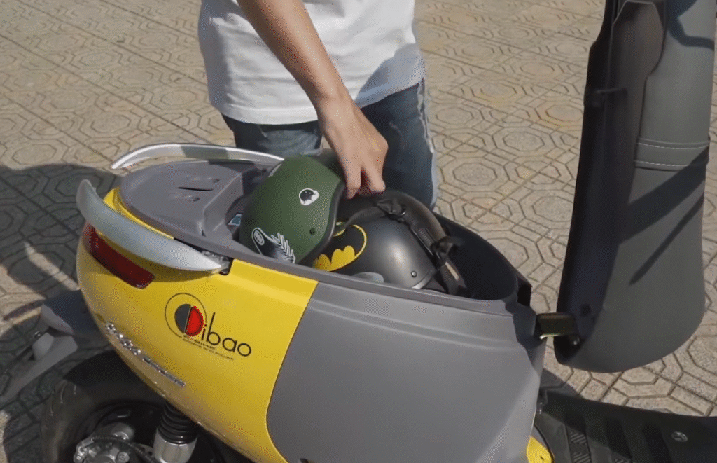 Cốp xe dung tích lớn