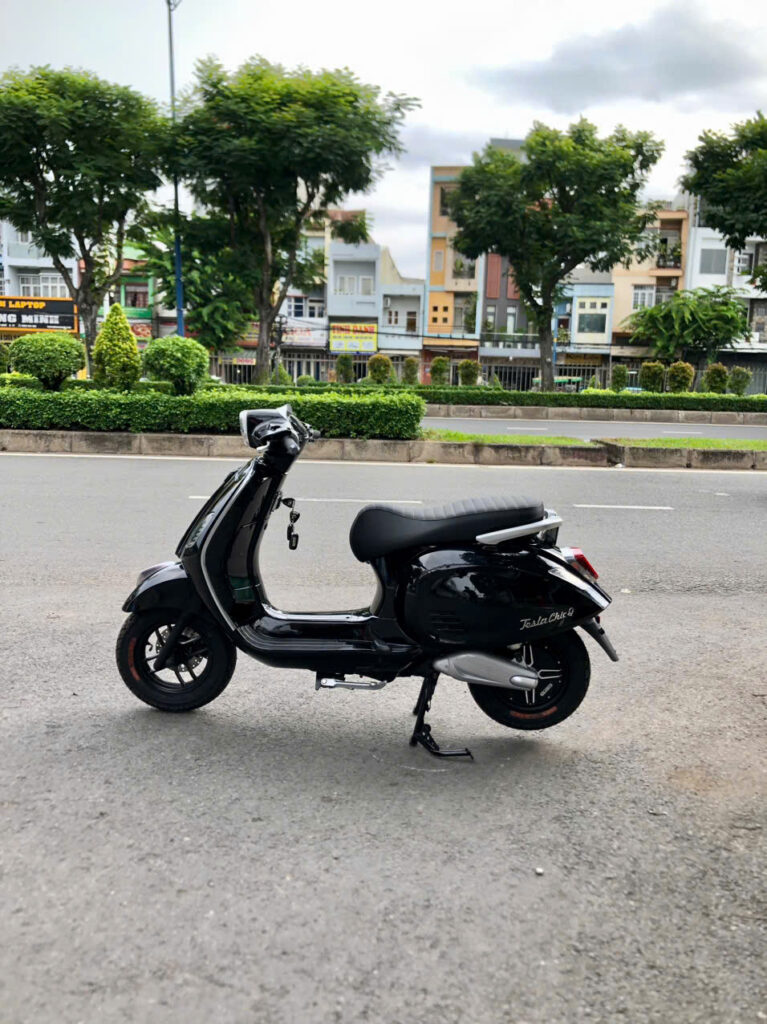 Xe Máy Điện Dibao Tesla Chic (Đèn Vuông)