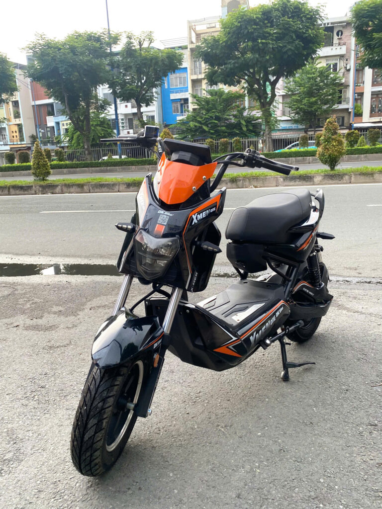 Cụm công tắc bên trái