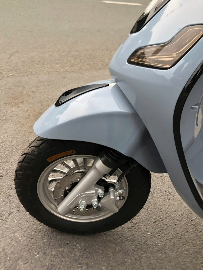 Công nghệ xe máy điện Motor Thái VR3