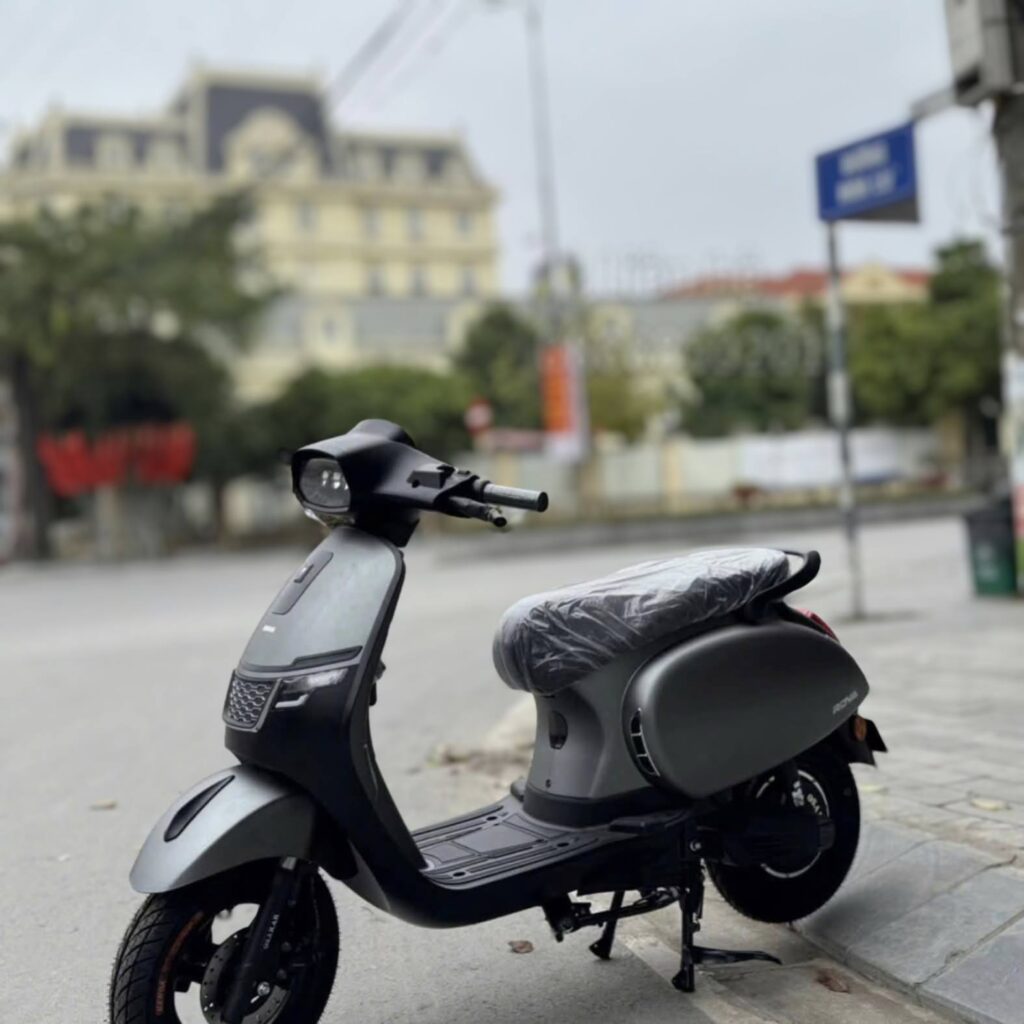 Sức mạnh vận hành của xe máy điện Osakar Rova