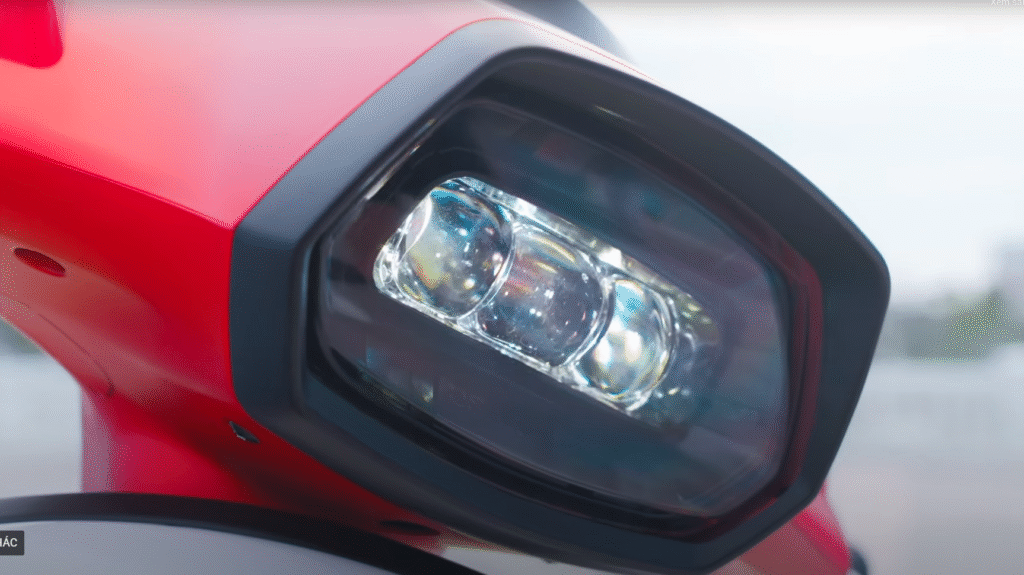 Lái Osakar Rova êm ái, an toàn và thân thiện