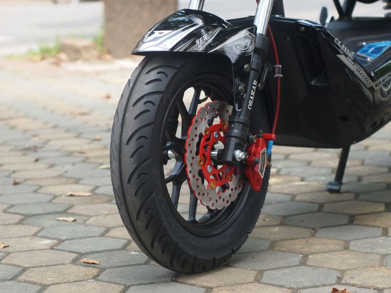 Với vận tốc tối đa khoảng 50 km/h