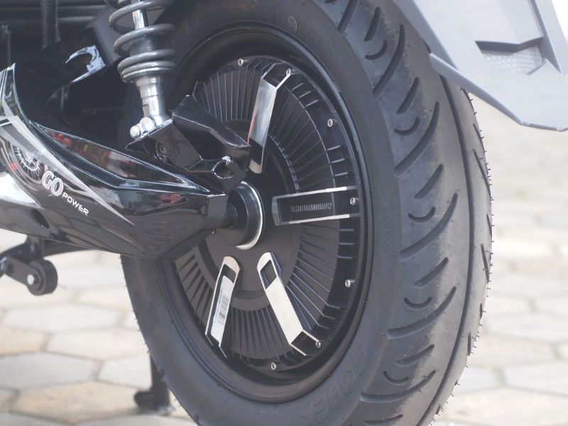 Xe sử dụng vành hợp kim đúc chắc