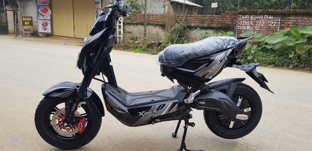 Về pin và ắc quy trang bị trên xe Osakar Xmen Sport