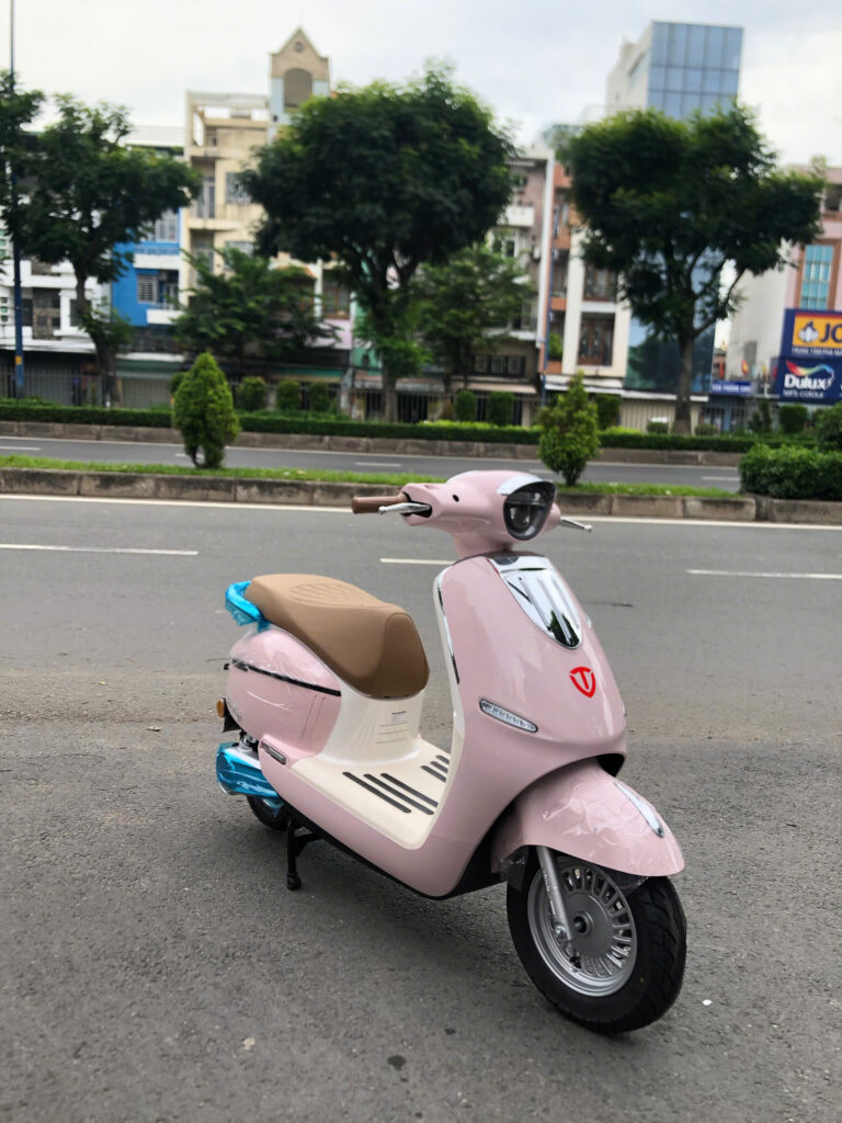 Di chuyển linh hoạt trên nhiều địa hình