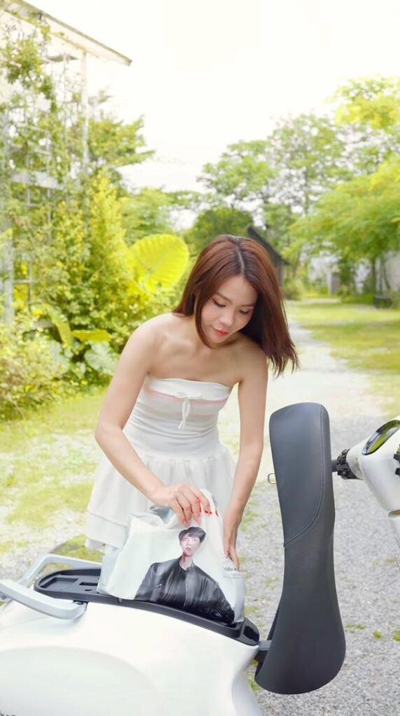 Giá bán xe máy điện Tailg Vera R52