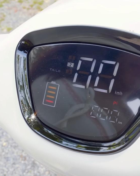 Không chỉ pin, toàn bộ xe cũng được bảo hành