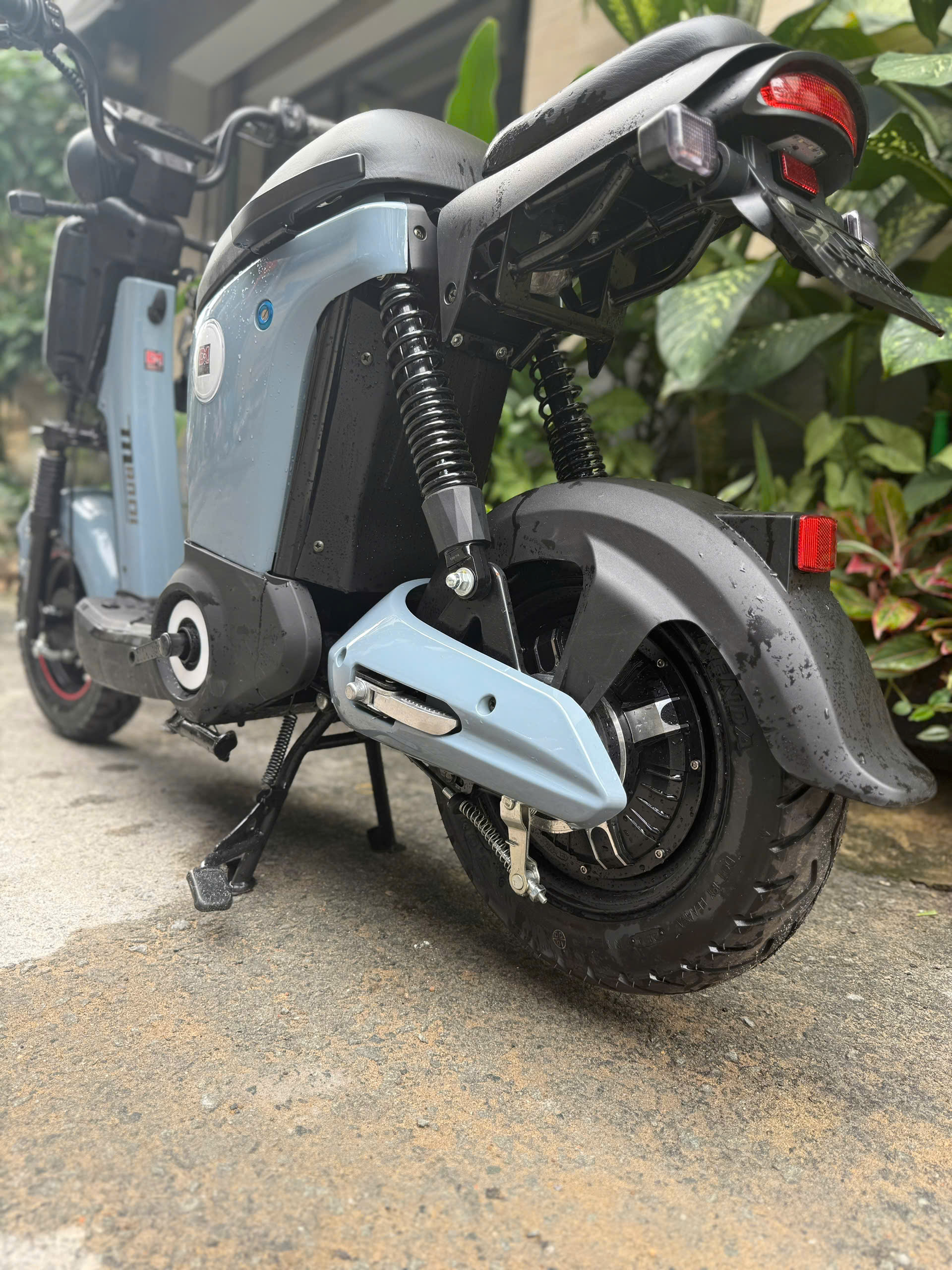 z7100674430747_4d5d876bcb80734e35823a1e2f0431ac