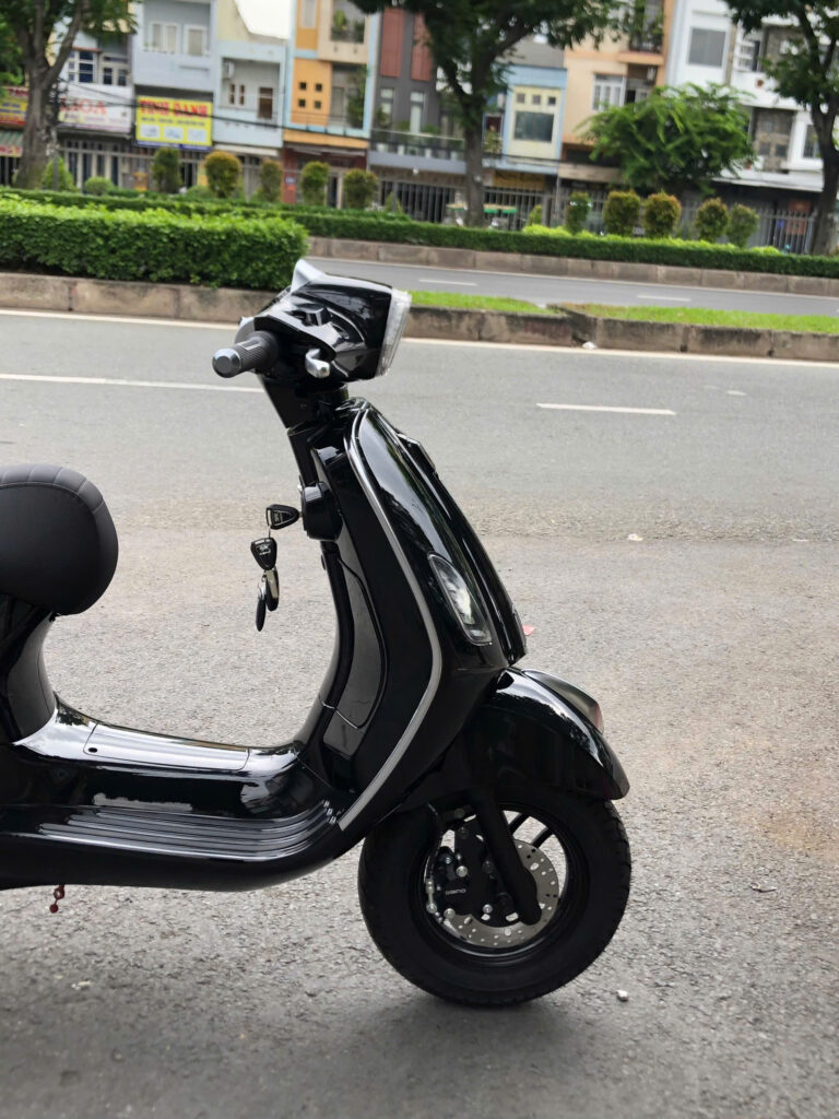 Tham khảo xe máy điện an toàn tại Thế Giới Xe Điện