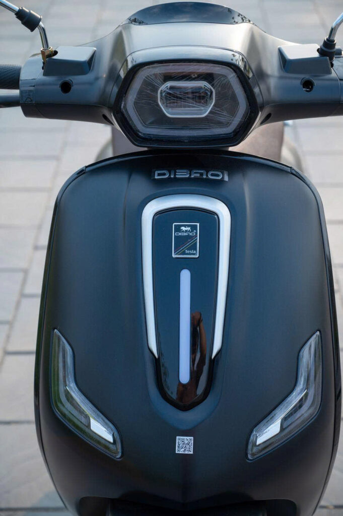 Xe buýt điện mở đường cho làn sóng xe máy điện