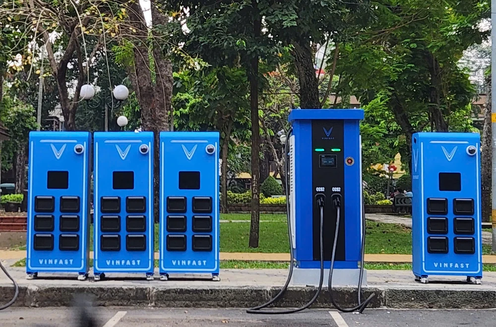 TP.HCM mới công bố thêm 65 vị trí lắp trạm đổi pin