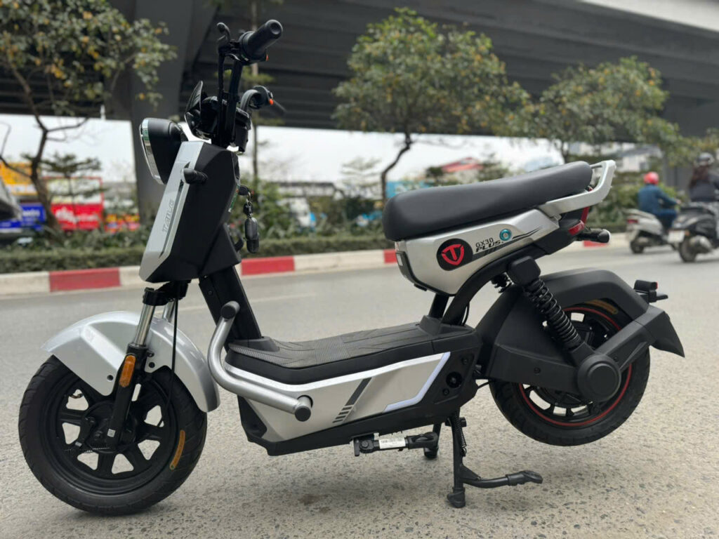 Làm quen với xe trước khi sử dụng thực tế